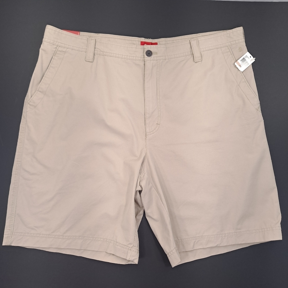 IZOD Luxury Sport Men's Shorts Flat Front 100% Cotton Khaki Beige - Size 42